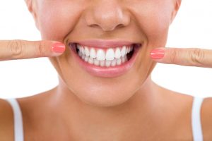 You can recreate your smile with porcelain veneers in Jupiter. 